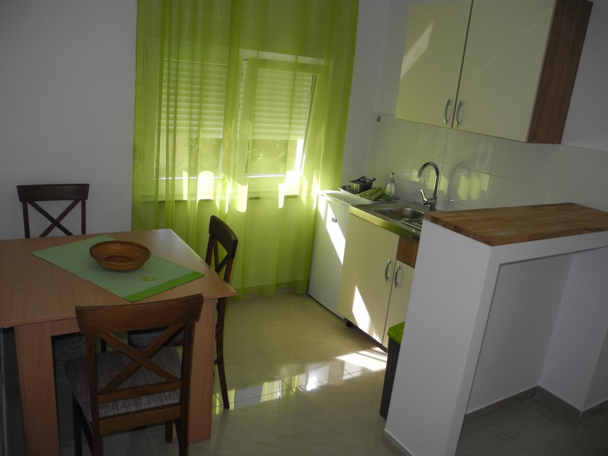 קריקווניצה Apartments Nives מראה חיצוני תמונה