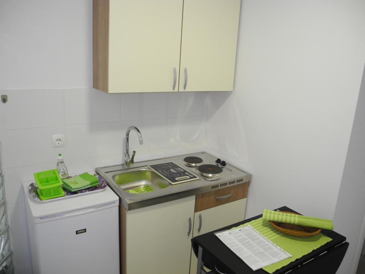 קריקווניצה Apartments Nives מראה חיצוני תמונה